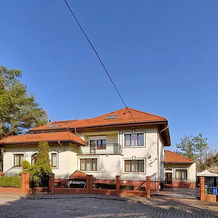 Nest - Z Parkingiem 公寓