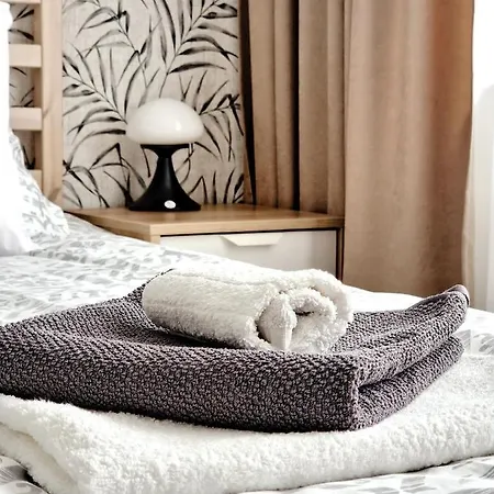 Nest - Z Parkingiem Apartmán